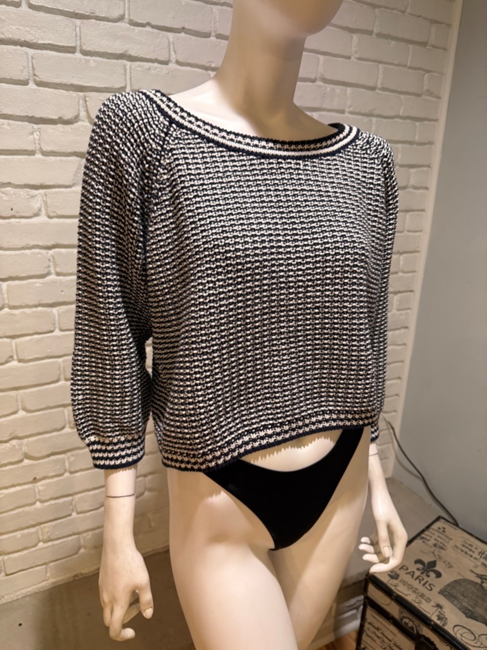 Twenty 8 Twelve Black & Cream Textured Knit Sweater Size Medium Like New - Picture 3 of 14